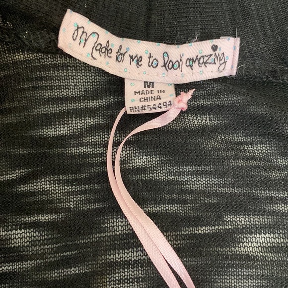 Made For Me To Look Amazing Knit Shrug - Picture 7 of 7